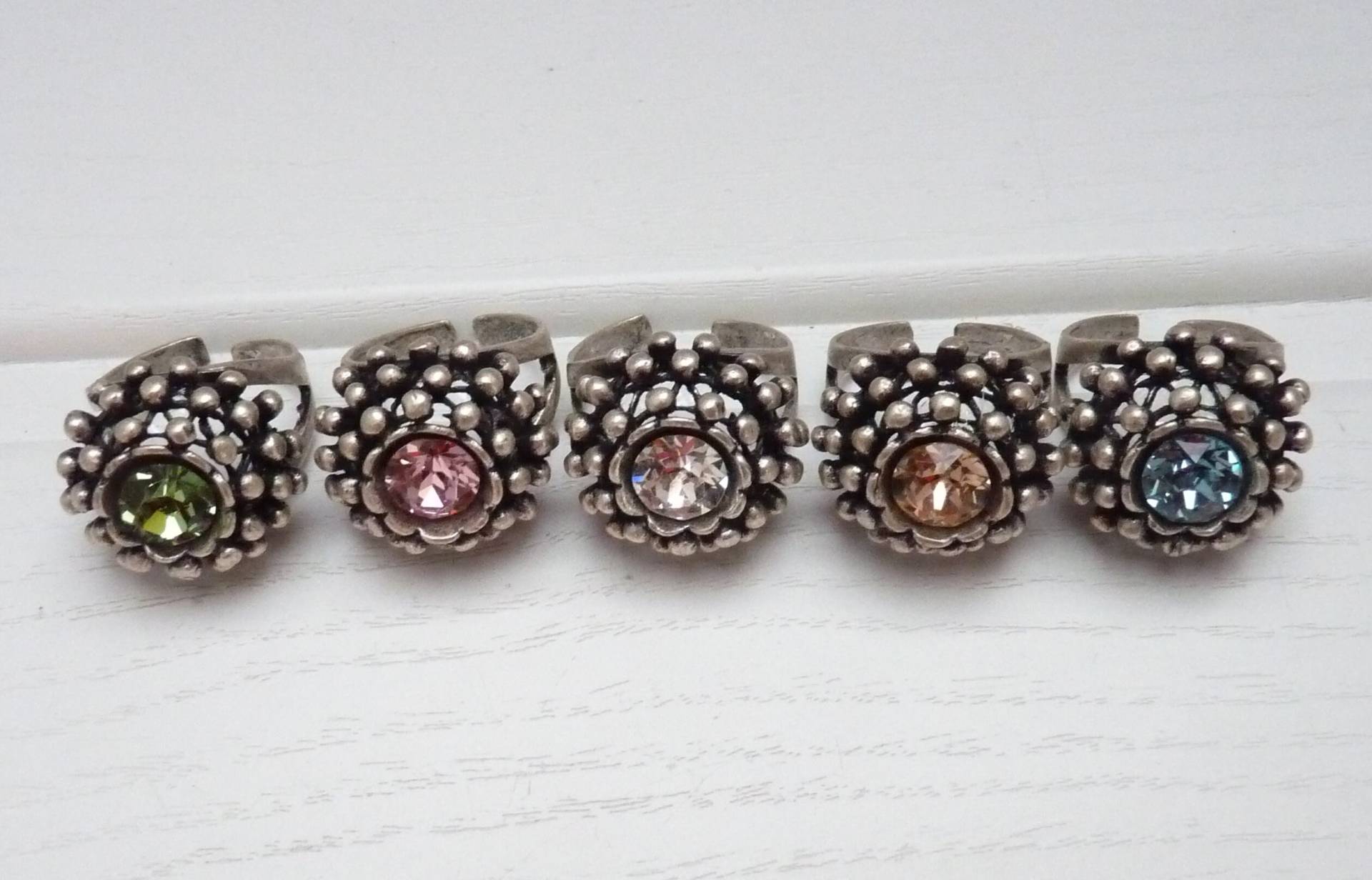 1 Ring Mit Kristall in Verschiedenen Farben von WoschisRegenbogen