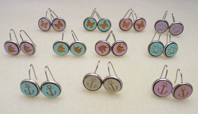 Edelstahl-Ohrhänger "Schmetterling", "Einhorn", "Lotosblüte" Oder "Anker" von WoschisRegenbogen