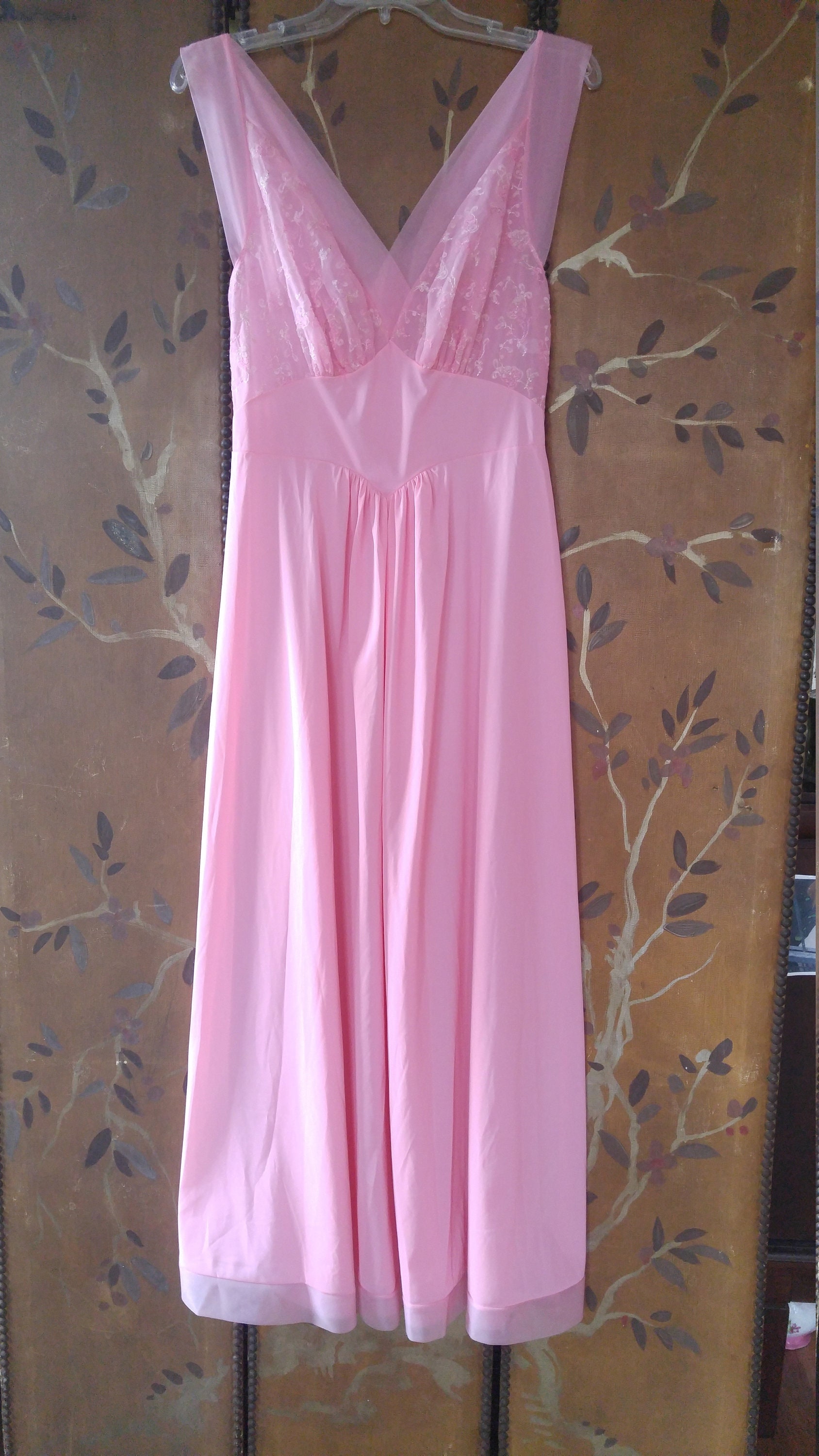 70S Rosa Nylon Maxi Slip/ Nachthemd Von Vanity Fair von Wotsnewpussycat