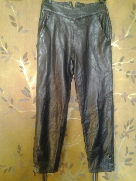 80Er Schwarze Weiche Lederhose Mit Hoher Taille Von Vakko, Neiman Marcus von Wotsnewpussycat
