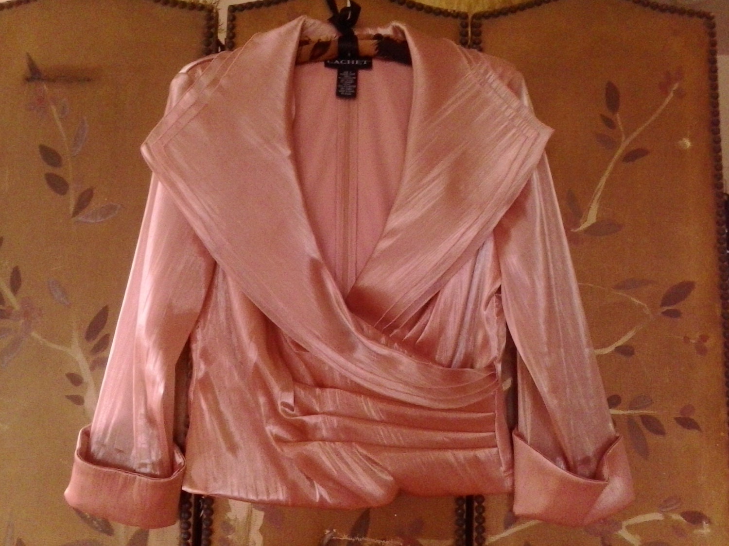 90Er Cachet Rose Pink Seidige Crop Crossover Jacke von Wotsnewpussycat