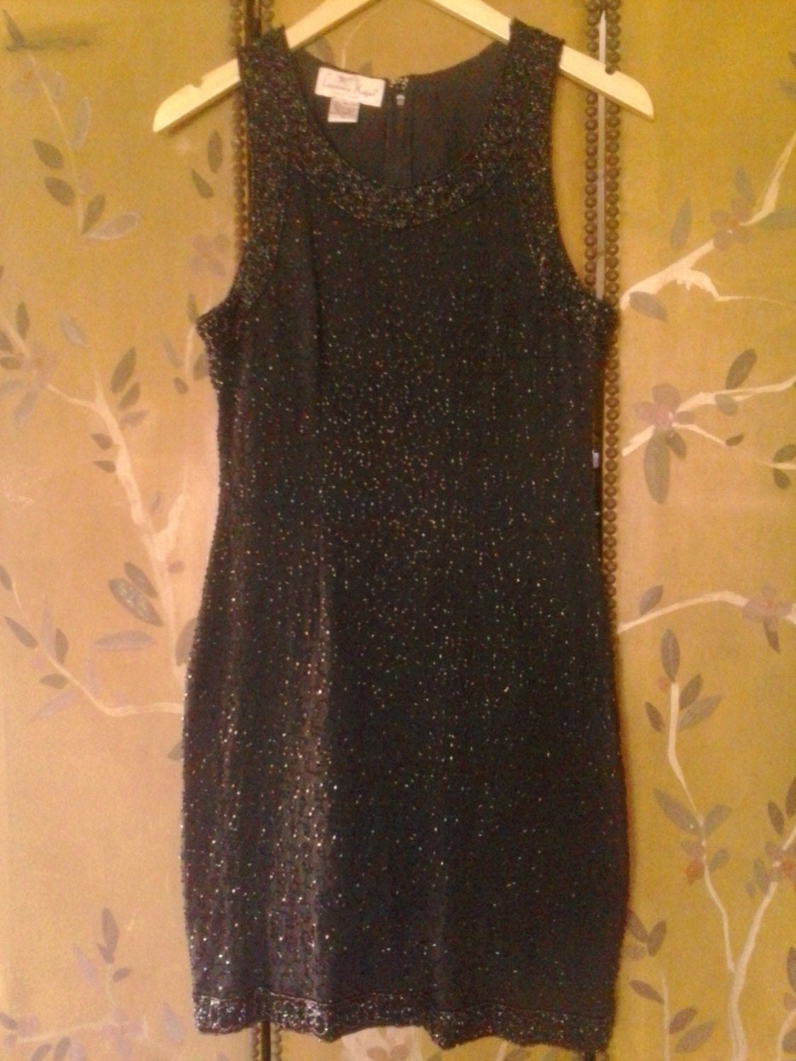 Laurence Kazar Seidenperlen Kleines Schwarzes Kleid von Wotsnewpussycat