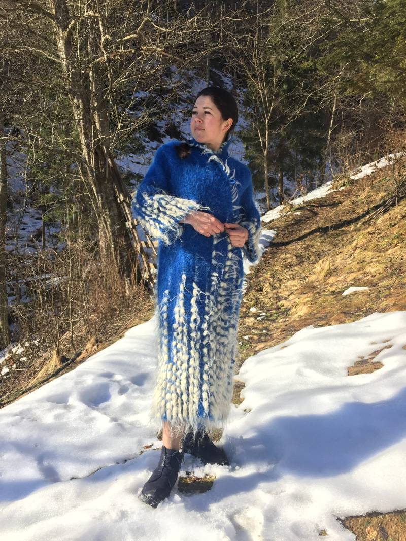 Handgemachte Gefilzte Wollmantel Blaue Winter Strickjacke von WovenWoolArt