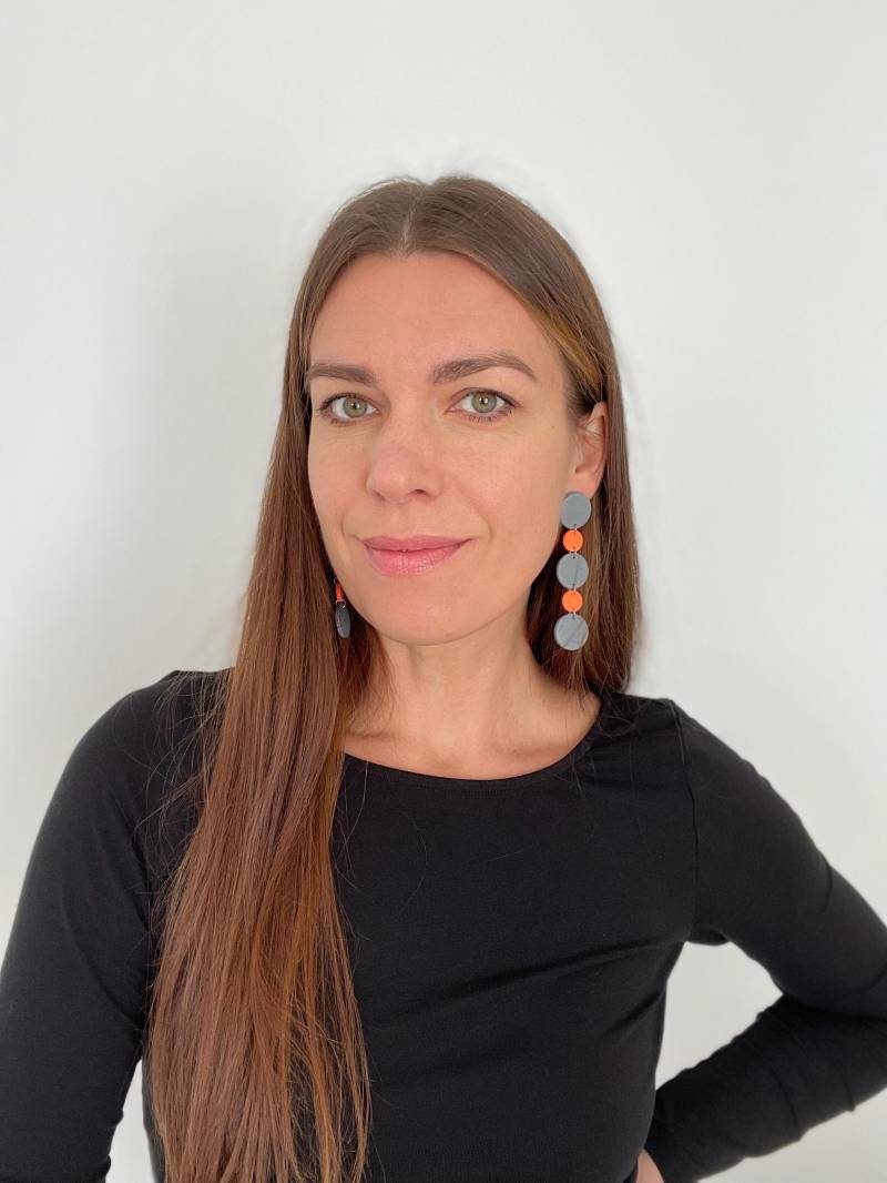 Earrings Long Statement Metallic Grey Hot Orange Polymer Clay Oversized Earrings Modern Jewelry Gift For Her Eye-Catching Bright von WowLookAtYou