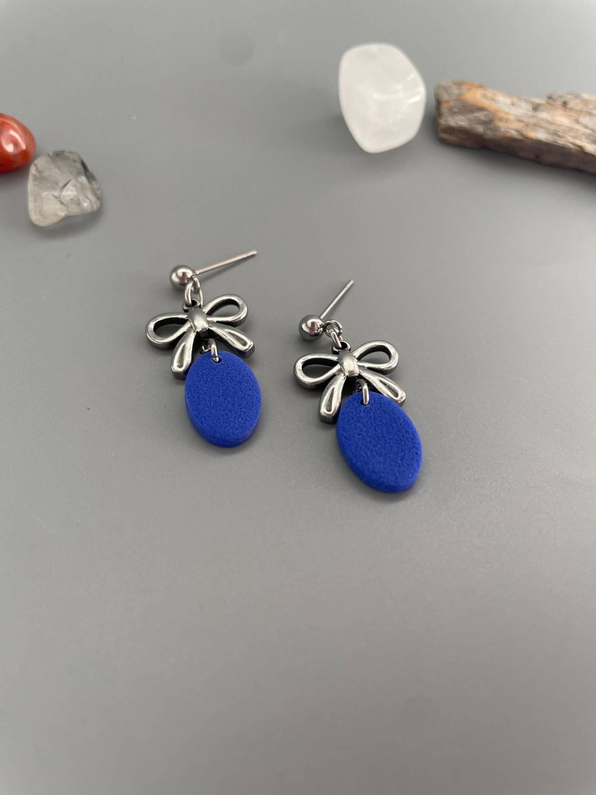 Bow Earrings Studs Royal Blue Dangly Bow Hot Pink Stainless Steel Hanging Colorful For Teenage Girl Bow Earrings Studs Royal Blue Dangly Bow Hot Pink Stainless Steel Hanging Colorful For Teenage Girl von WowLookAtYou