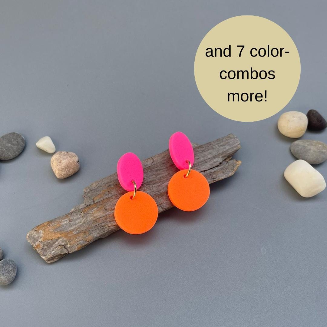 Bright Earrings Small Studs Of Hot Pink & Neon Orange Polymer Clay Simple Geometric Design Bright Gift For Her Fimo Schmuck Colorful Bright Earrings Small Studs Of Hot Pink & Neon Orange Polymer Clay Simple Geometric Design Bright Gift For Her Fimo Schmuck Colorful von WowLookAtYou