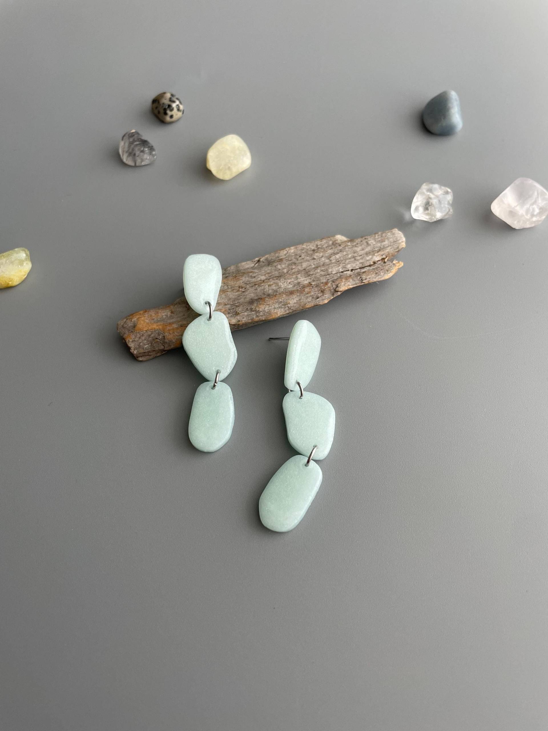Dainty Earrings Of Polymer Clay Blue Mint Quartz Effect Glossy Elegant Aesthetic Hanging Wedding Sparkly For Anniversary von WowLookAtYou