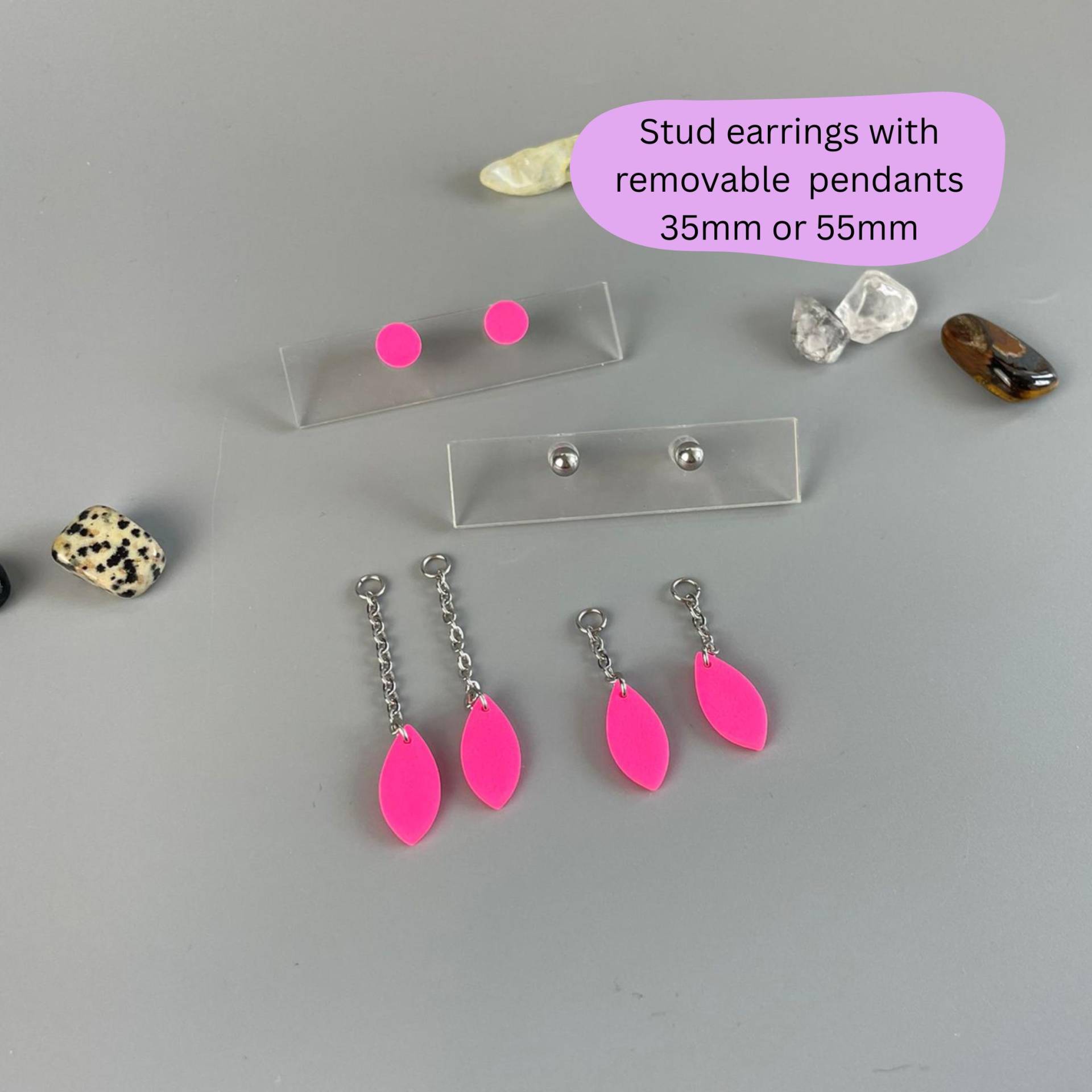 Hot Pink Earrings With Removable Chain Pendants Dangly Aesthetic Bright Charms Lightweight Polymer Clay Modern von WowLookAtYou