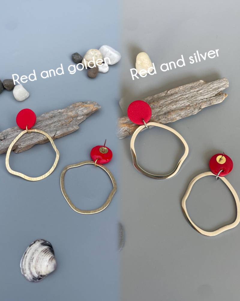 Statement Earrings Red Polymer Clay Brass Irregular Hoops Stainless Steel Hanging Fimo Schmuck Statement Ohrringe von WowLookAtYou