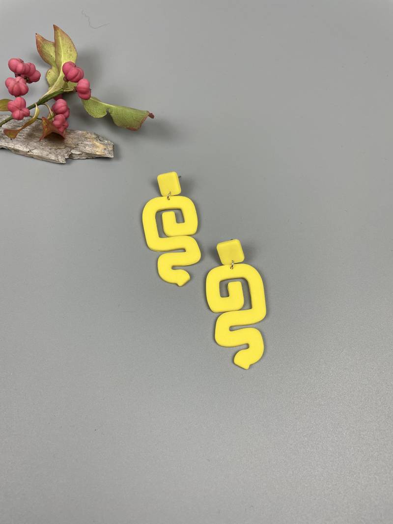 Yellow Earrings Abstract Shape Statement Bright Yellow Polymer Clay Jewelry Gift For Her Big Dangly Special Occasion von WowLookAtYou