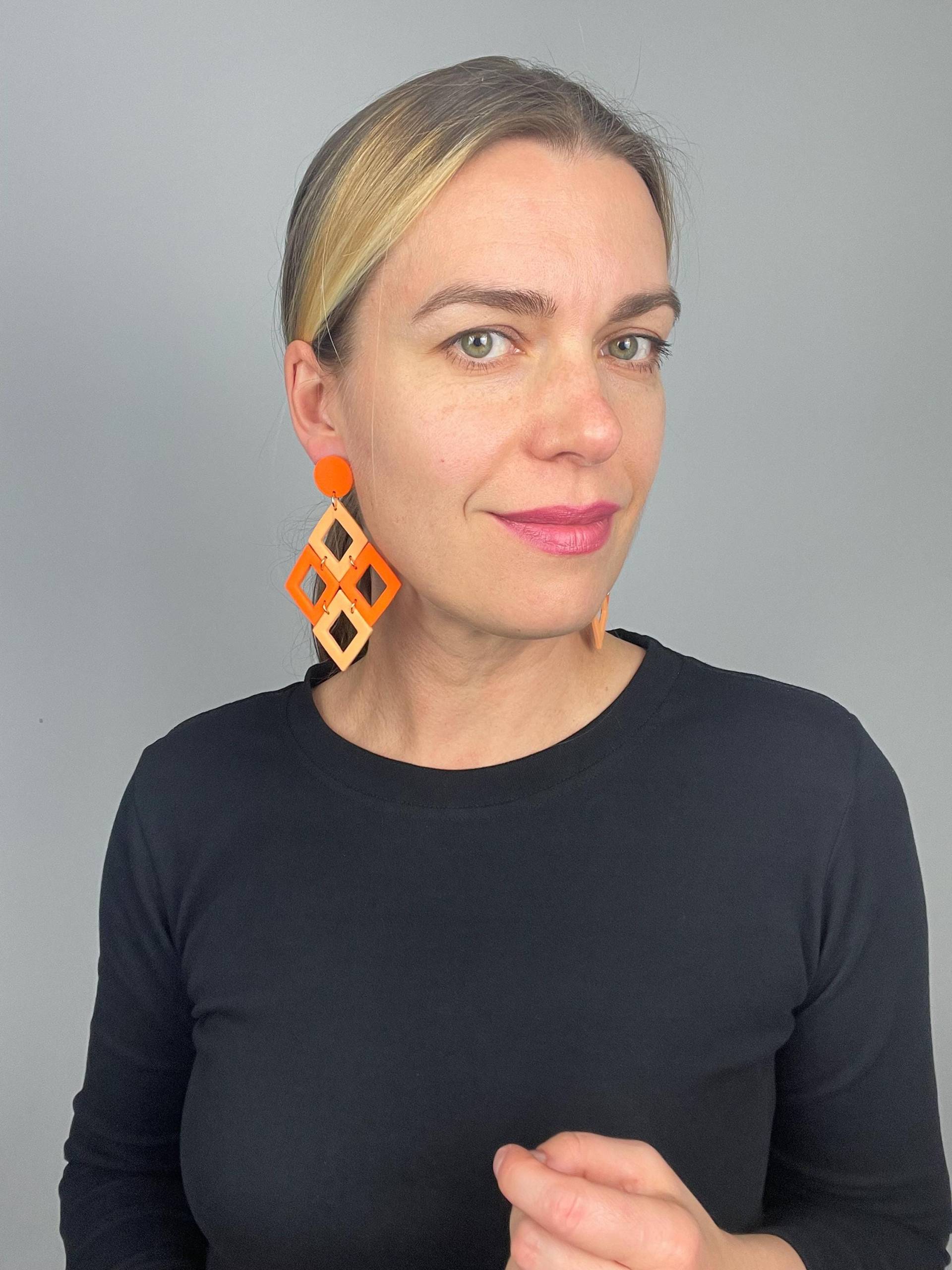 statement Earrings Geometric Orange Polymer Clay Rhombus Shaped Hanging For Special Occasion Dangly Evening statement Earrings Geometric Orange Polymer Clay Rhombus Shaped Hanging For Special Occasion Dangly Evening von WowLookAtYou
