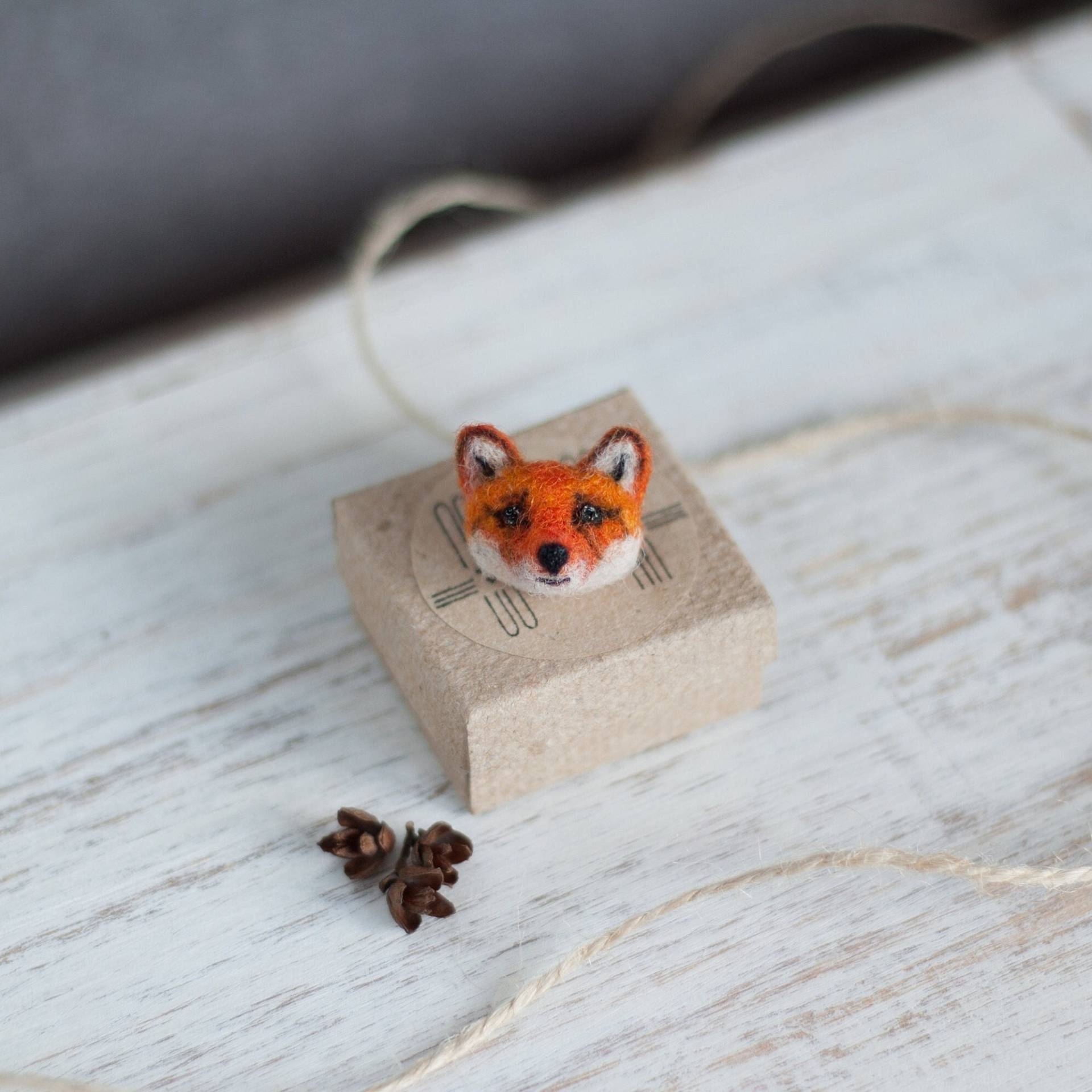 Fuchs Anstecknadel, Tiertotem Brosche, Süßes Fuchsgesicht, Geschenk Für Sie Fuchs Anstecknadel, Tiertotem Brosche, Süßes Fuchsgesicht, Geschenk Für Sie von WowWowWool
