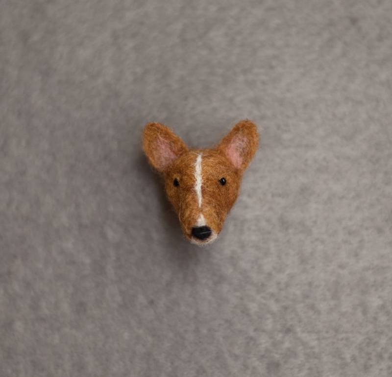 Personalisierter Bullterrier Hund Pin, Personalisiertes Geschenk Personalisierter Bullterrier Hund Pin, Personalisiertes Geschenk von WowWowWool