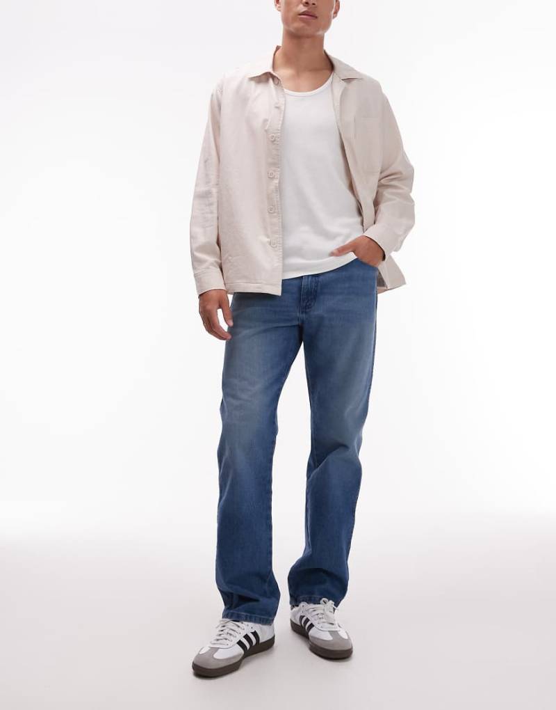 Wrangler - 13MWZ Original - Cowboy-Jeans mit geradem Schnitt und mittlerer Waschung in Blau von Wrangler