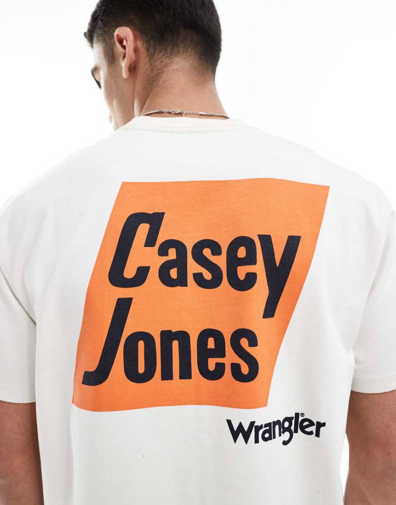 Wrangler - Casey Jones - Schweres Workwear-T-Shirt in Wollweiß mit lockerem Schnitt und Logoprint auf dem Rücken von Wrangler