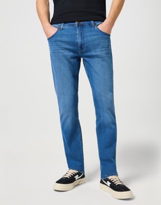 Wrangler Greensboro Medium Stretch Straight Jean Softwear Größe 30 x32 Wrangler Greensboro Medium Stretch Straight Jean Softwear Größe 30 x32 von Wrangler