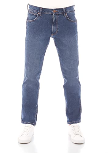 Wrangler Herren Jeans Regular Fit Greensboro Hose Blau Straight Jeanshose Denim Stretch Baumwolle Blue w36, Farbe: Basement Blue, Größe: 36W / 34L von Wrangler