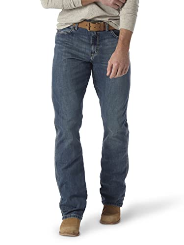 Wrangler Herren Retro Relaxed Fit Boot Cut Jeans, Rocky Top, 32W / 32L von Wrangler