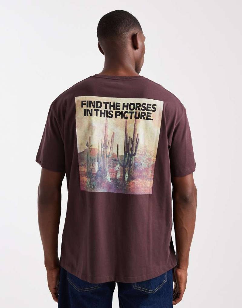 Wrangler - T-Shirt in Vintage-Braun mit Logo auf der Brust von Wrangler