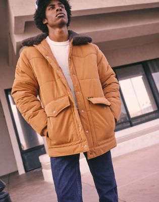 Wrangler Wrangler® X Stranger Things ™ Hopper Jacket Arganoil Größe L von Wrangler