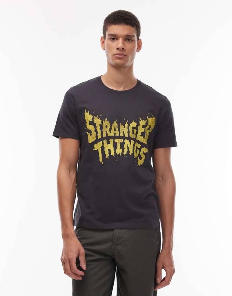 Wrangler x Stranger Things - T-Shirt in Schwarz mit Logografik von Wrangler