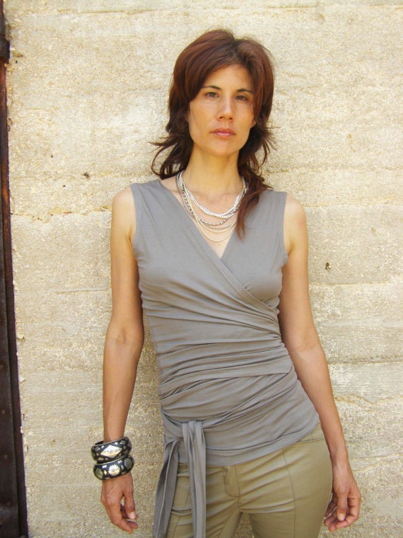 Ärmelloses Wickeltop-Damenoberteil/Shirt-2-Wege-Wickeloberteil/Tank-Top-Made To Order Tank-Plus Größe Top-Damenbekleidung von Wraptop