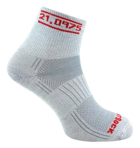Wrightsock - 1 Paar Herren/Damen Profi Sportsocke, Laufsocke Modell Coolmesh II in hellgrau, Anti-Blasen-System, doppellagig, Quarter (knöchelhoch), Halbmarathon Stick 21,0975, Gr. L von Wrightsock
