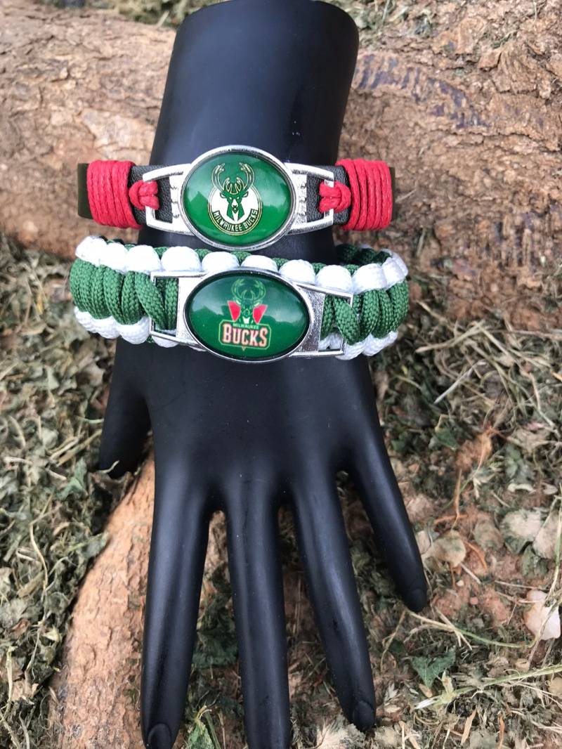 Set Aus 2 Bucks Armbändern von Wrist33