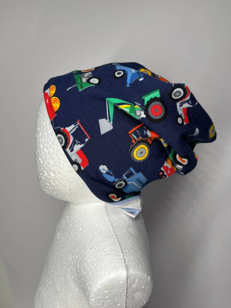 Würmlein Handgenähte Beanie Mütze Für Jungs Mit Passenden Unistoff Als Wendemöglichkeit von Wuermlein