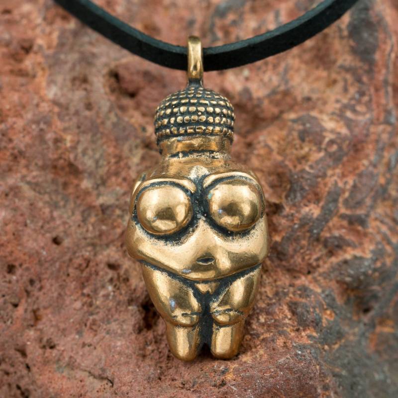 Anhänger Der Venus Von Willendorf Aus Bronze Archäologie Replikat Halskette Amulett Ur - Und Frühgeschichte Paläolithikum Kultur Fruchtbarkeit von WulflundJewelry