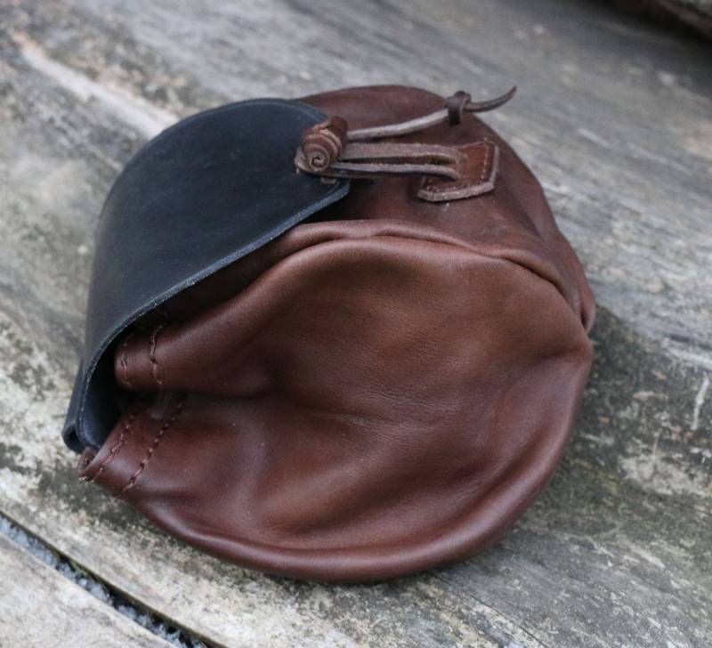 Cedric Leder Mittelalter Tasche Renaissance Reenactment Braun Schwarz Larp Sca Handmade Accessoire Historical von WulflundJewelry
