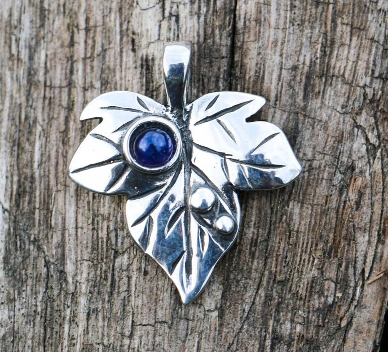 Efeu Blatt, Silber Anhänger Amethyst Efeu Blatt, Silber Anhänger Amethyst von WulflundJewelry