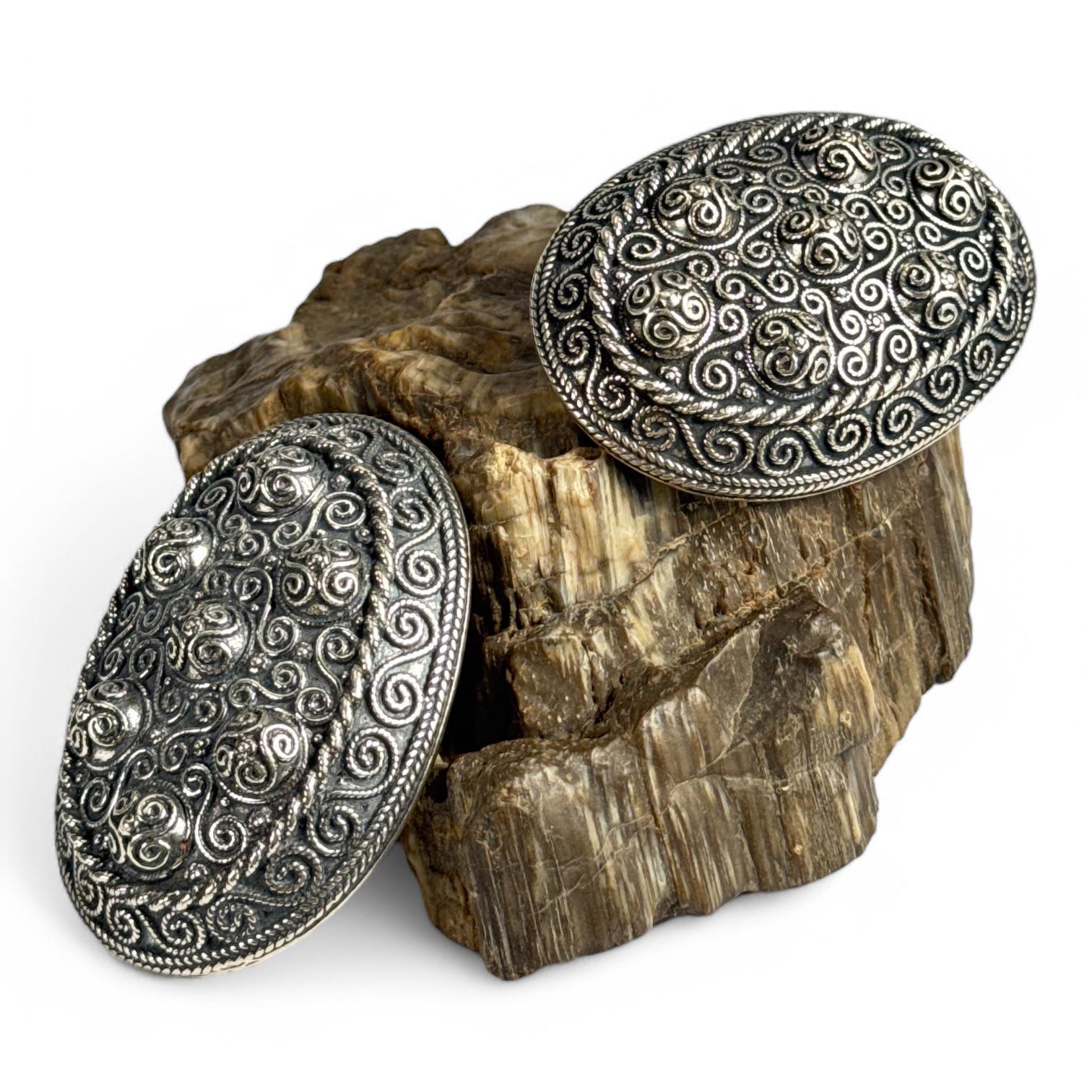 Viking Schildkröte Brosche, Haithabu, Silber - Paar von WulflundJewelry