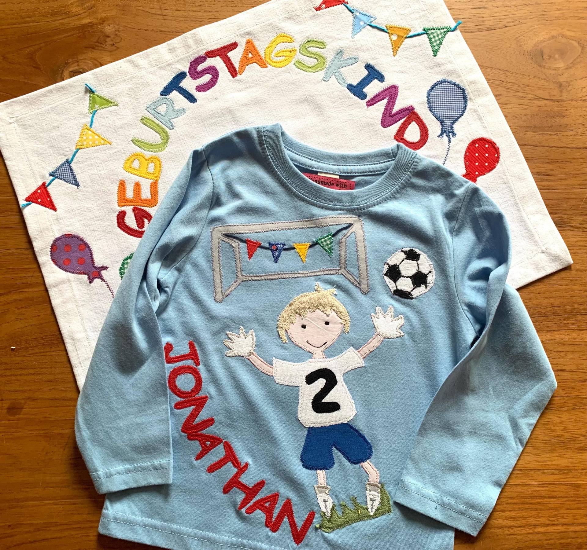 Geburtstagsshirt T-Shirt Junge Fußball Torwart Name Geschenk Geburtstagszahl Ab Gr.92 von Wunderkindershop