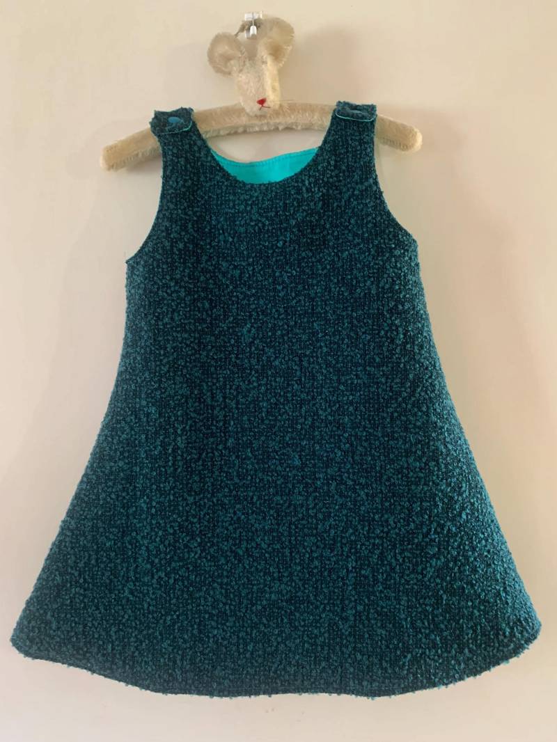 Warmes Trägerkleid Für Mädchen Aus Hochwertigem Bouclé, Hängerchen, Herbst, Winter, Gr.86-134 von Wunderkindershop