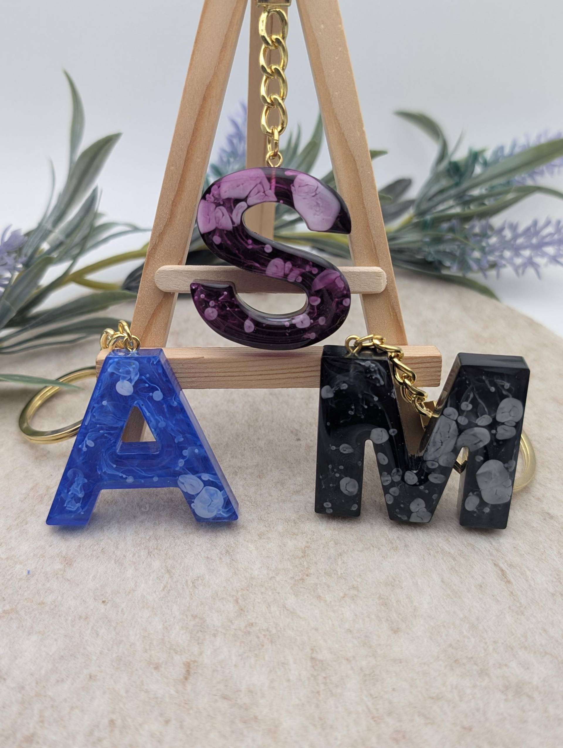 Wunschanfertigung Buchstabe Aus Epoxidharz Mit Farbeffekt | Alkoholtinte - Schlüsselanhänger | Taschenanhänger Anhänger Personalisiert Wunschanfertigung Buchstabe Aus Epoxidharz Mit Farbeffekt | Alkoholtinte - Schlüsselanhänger | Taschenanhänger Anhänger Personalisiert von WunderlandbySabrina