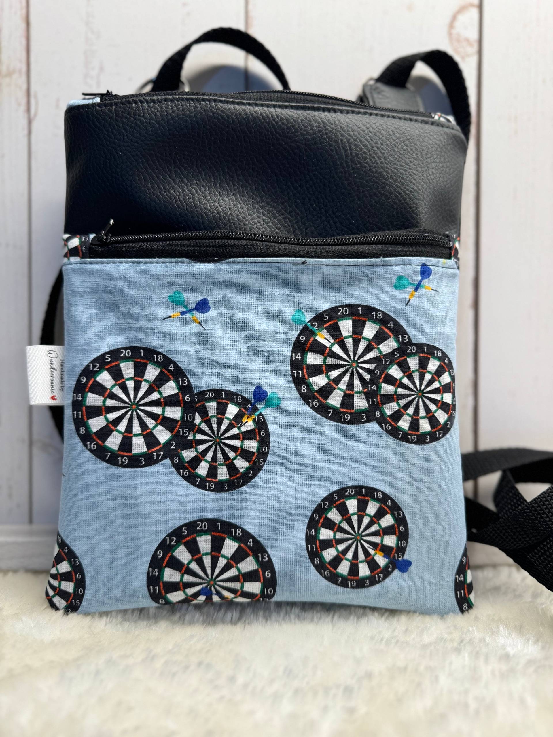 Tasche, Slingbag, Hundetasche, Dart Abendtasche Gassitasche , Geschenkidee Shopper, Hundefreund , Hundeschule, Welpen, Leckerlietasche Tasche, Slingbag, Hundetasche, Dart Abendtasche Gassitasche , Geschenkidee Shopper, Hundefreund , Hundeschule, Welpen, Leckerlietasche von Wundervonnie