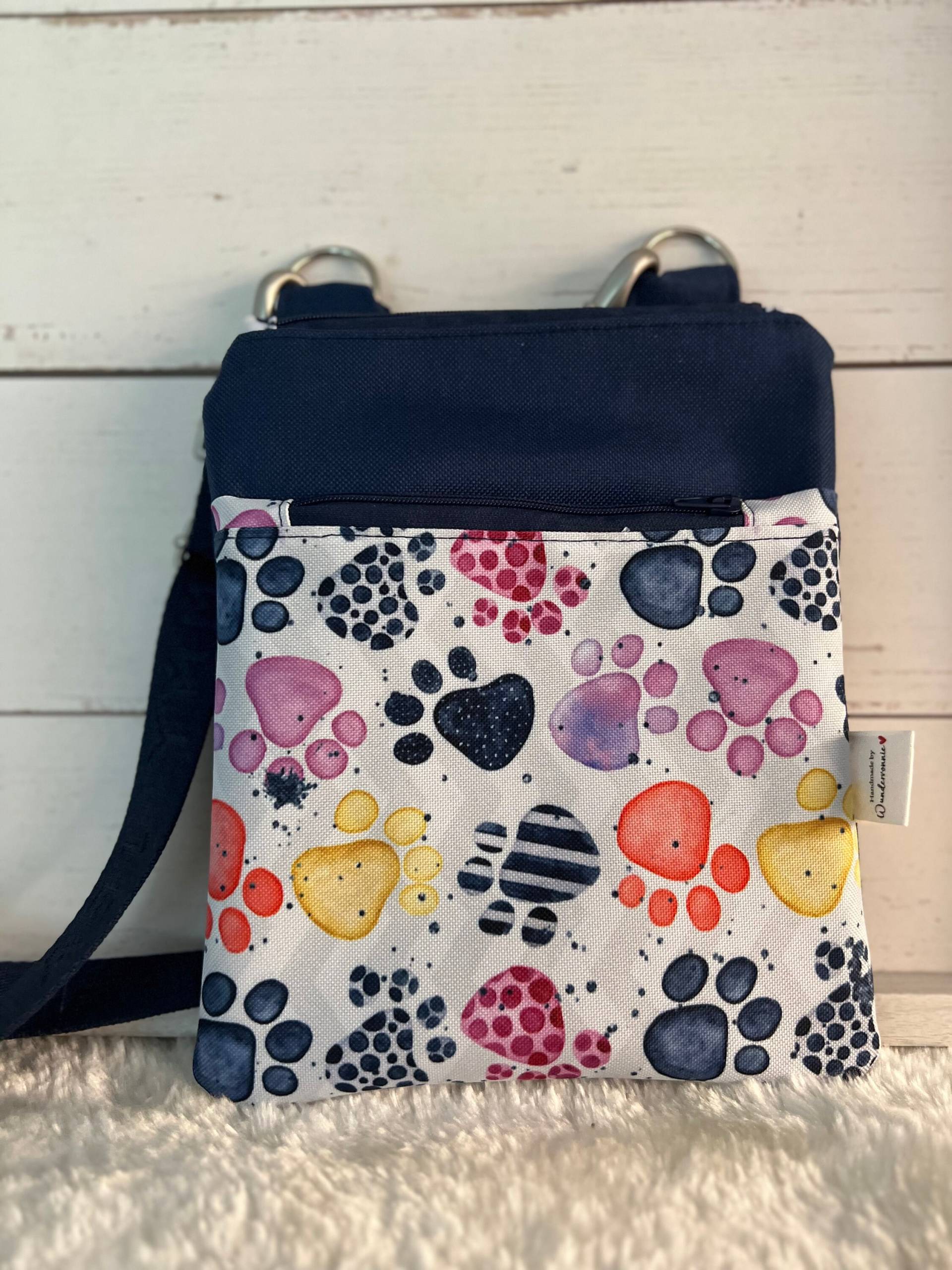 Tolle Gassitasche, Umhängetasche, Leckerlietasche, Abendtasche, Slimbag, Hund, Geschenkidee Tolle Gassitasche, Umhängetasche, Leckerlietasche, Abendtasche, Slimbag, Hund, Geschenkidee von Wundervonnie