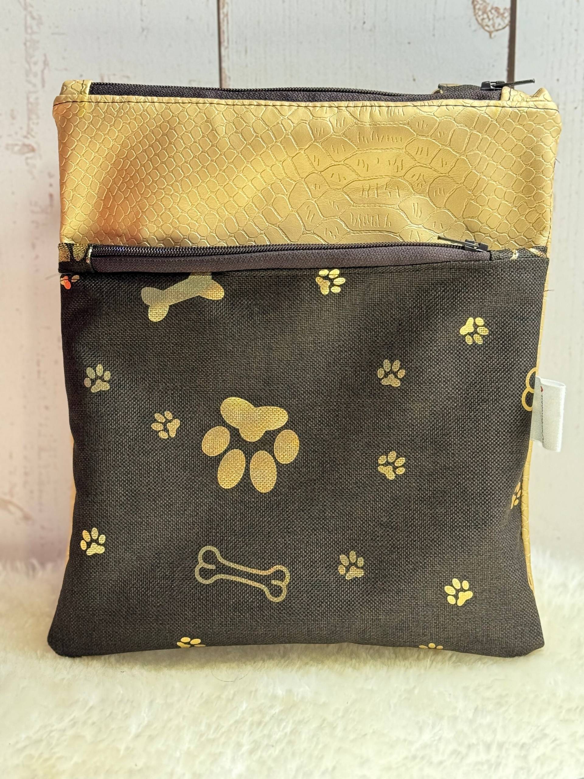 Tolle Gassitasche, Umhängetasche, Leckerlietasche, Abendtasche, Slimbag, Hund, Geschenkidee Tolle Gassitasche, Umhängetasche, Leckerlietasche, Abendtasche, Slimbag, Hund, Geschenkidee von Wundervonnie