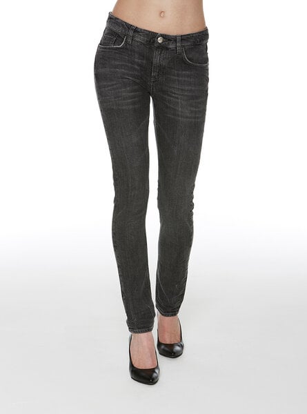 Wunderwerk Amber High-Stretch-Denim Jeans im Slim Fit Schnitt von Wunderwerk