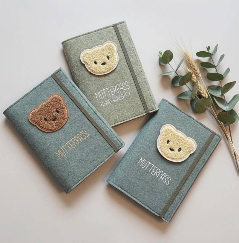 Personalisierte Mutterpasshülle Aus Filz | Mutterpass Verschiedene Farben von WunschFilz