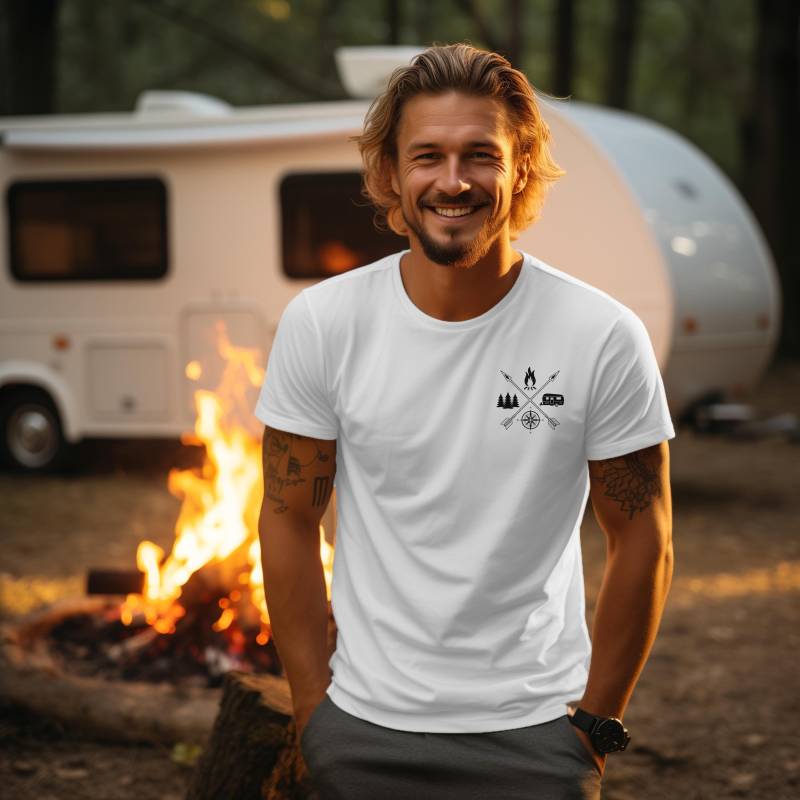 In Die Wildniscamper's Lieblingsshirt.camper Shirt.personalisiertes Geschenk.camping-T-Shirt.perfekt Geschenkidee Für Outdoor-Fans von WunschShopCOM