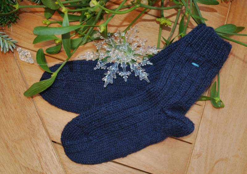 Handgestrickte Kinder Strickstrümpfe Stricksocken Gr. 24/25 von Wunscherfueller