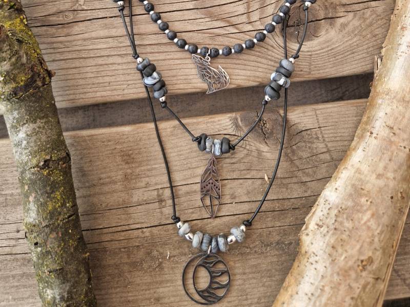 Set "Nachtwolf" 2x Lederkette + 1x Perlenkette von Wunschfeder