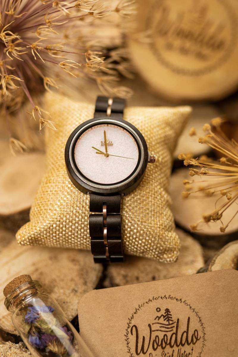 Armbanduhr Aus Holz -Holzuhr Rosalie von WurmisHolzdeko