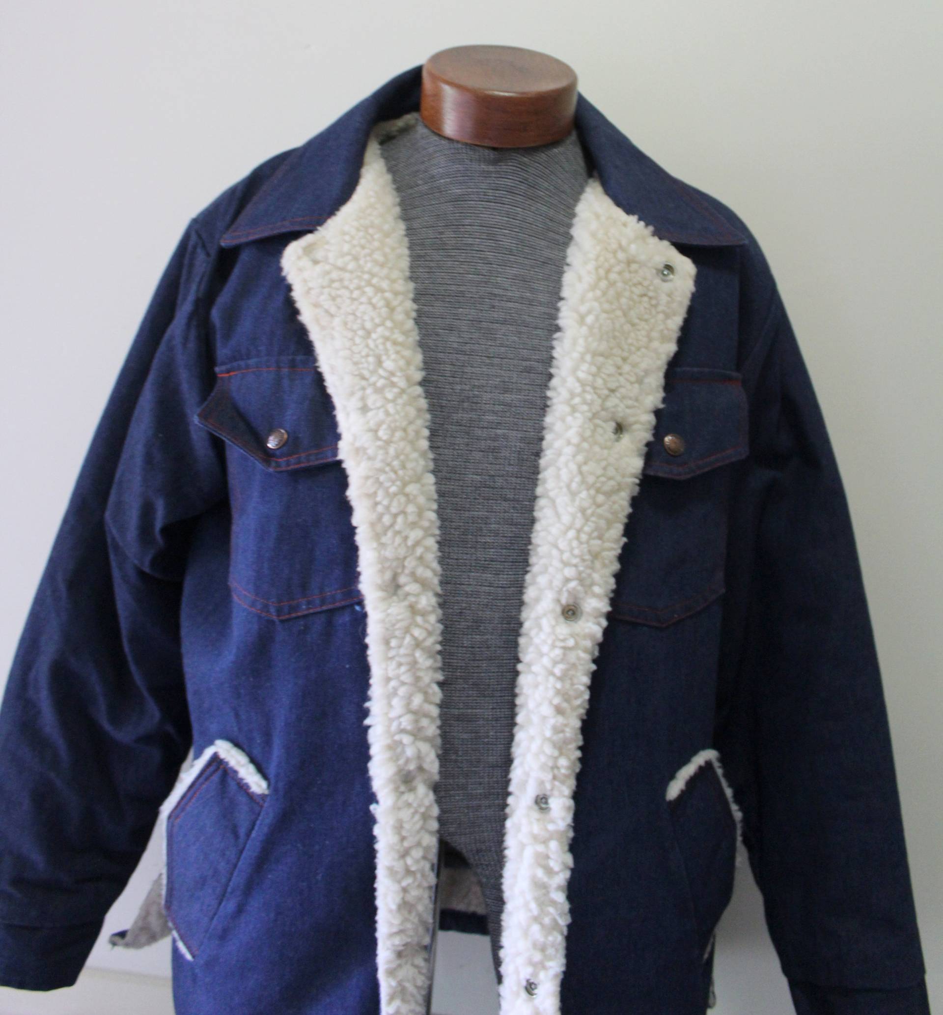 Vintage Swingster World Of Wearables Denim Sherpa Gefütterter Mantel Größe Groß 1970Er Jahre von WylieOwlVintage