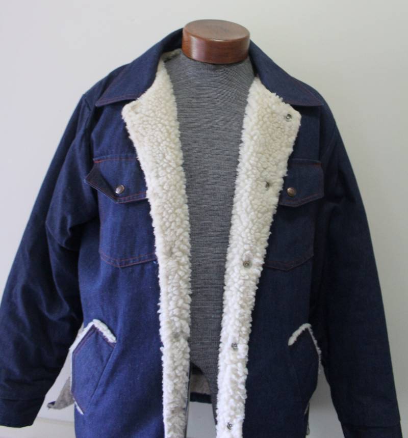 Vintage Swingster World Of Wearables Denim Sherpa Gefütterter Mantel Größe Groß 1970Er Jahre von WylieOwlVintage