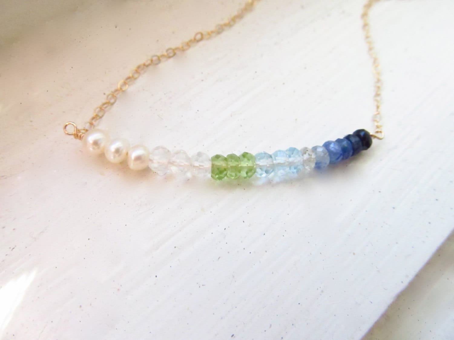 Geburtsstein Bar Halskette Benutzerdefinierte Edelstein Schmuck, Mutter Geschenk von WynnDesign