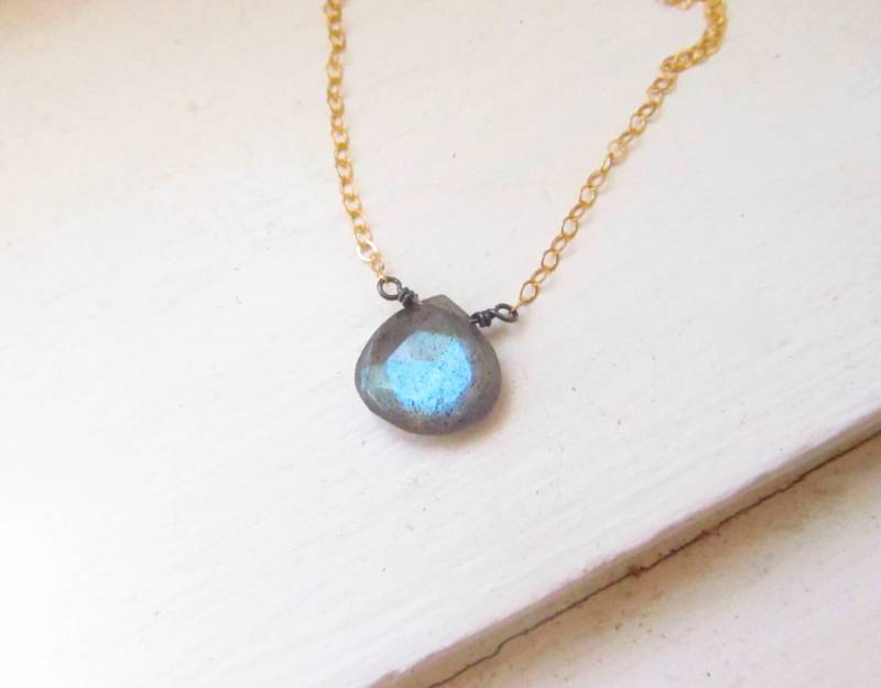 Labradorit Briolette Halskette Silber Gold Kette Einfach Minimal von WynnDesign