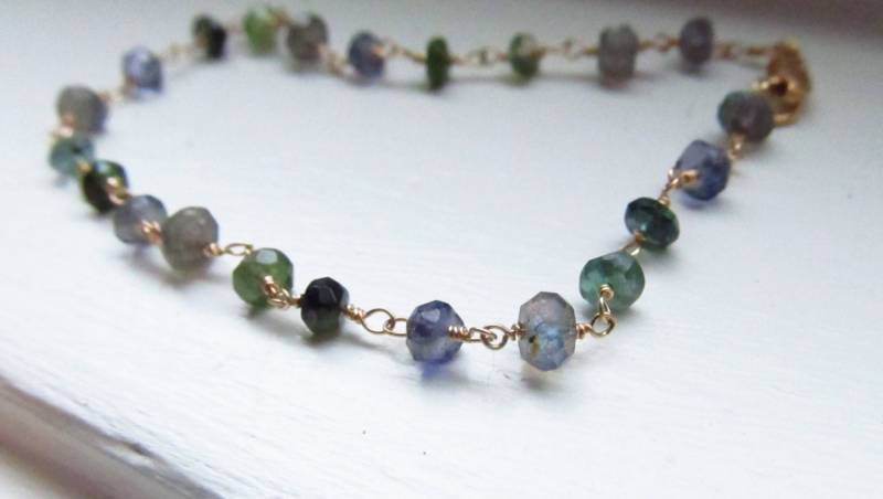 Labradorit Iolith Grüner Turmalin Armband Rosenkranz Draht-Gewickelt von WynnDesign